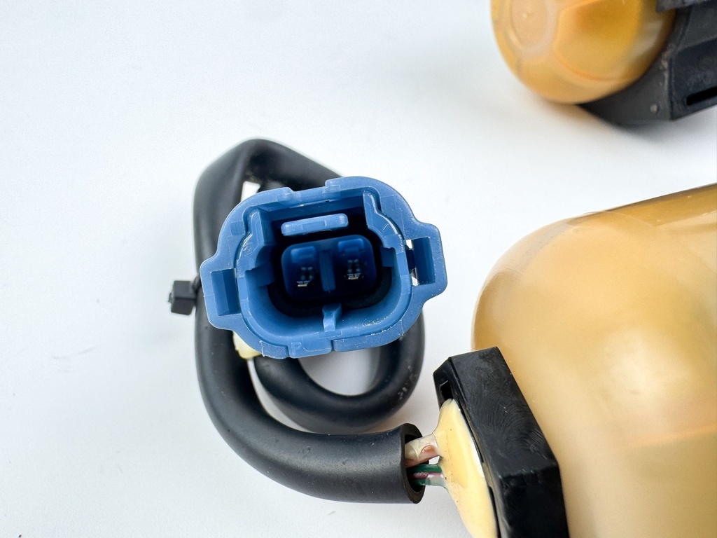 2007 Honda 135 HP 4 Stroke Outboard Water Separator & Fuel Filter 16800-ZY6-003 OEM