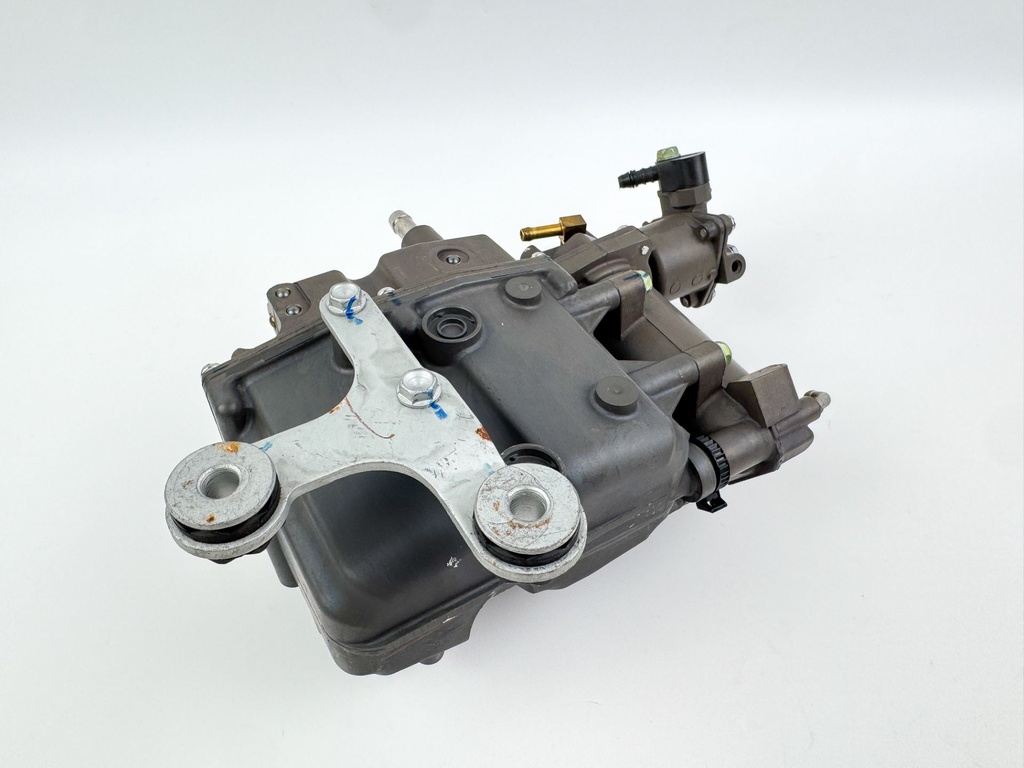 2007 Honda 135 HP 4 Stroke Outboard Vapor Separator Tank VST 16730-ZY6-063 OEM