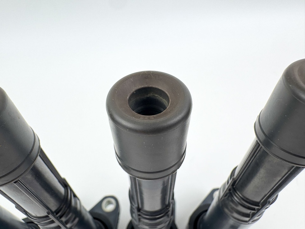 2007 Honda 135 HP 4 Stroke Outboard Ignition Coil Set 30520-RRA-007 OEM