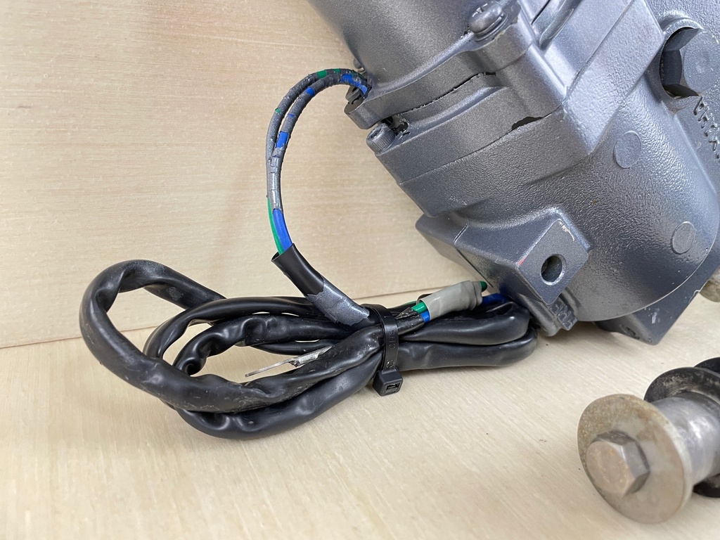 2006 Yamaha 50HP 4 Stroke Outboard Power Trim & Tilt Unit Assembly 6C5-43800-01-8D