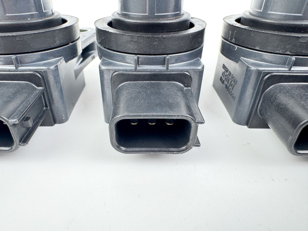 2007 Honda 135 HP 4 Stroke Outboard Ignition Coil Set 30520-RRA-007 OEM