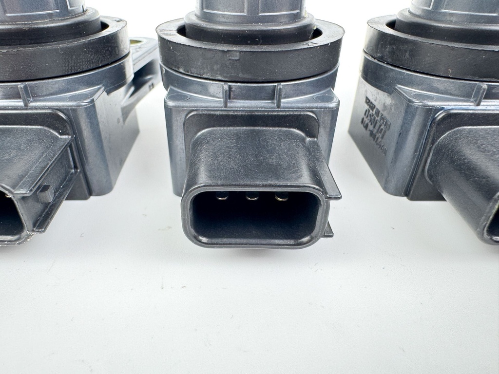 2007 Honda 135 HP 4 Stroke Outboard Ignition Coil Set 30520-RRA-007 OEM