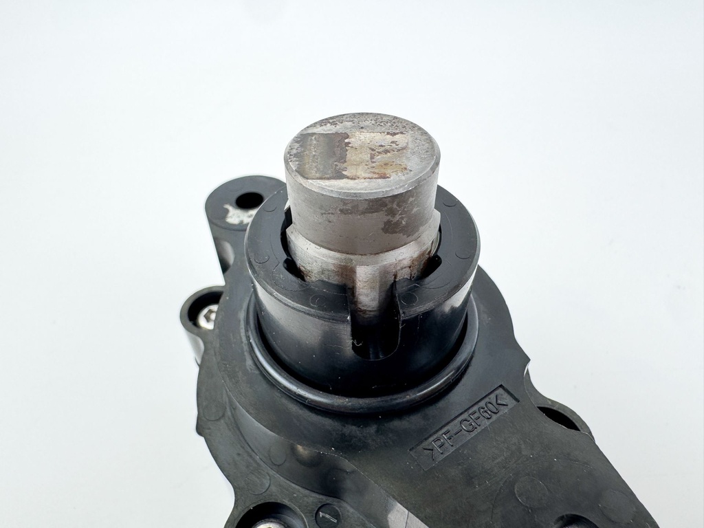 2007 Honda 135 HP 4 Stroke Outboard Fuel Pump 16700-ZY6-013 OEM