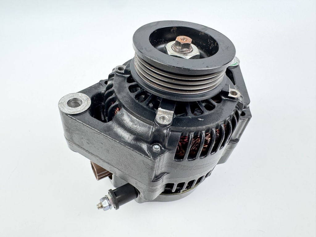 2007 Honda 135 HP 4 Stroke Outboard Alternator 31630-ZY6-013 OEM