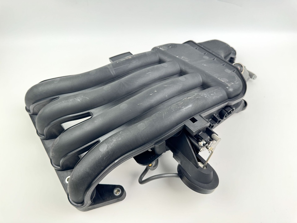 2007 Honda 135 HP 4 Stroke Outboard Intake Manifold 17110-ZY6-003 OEM