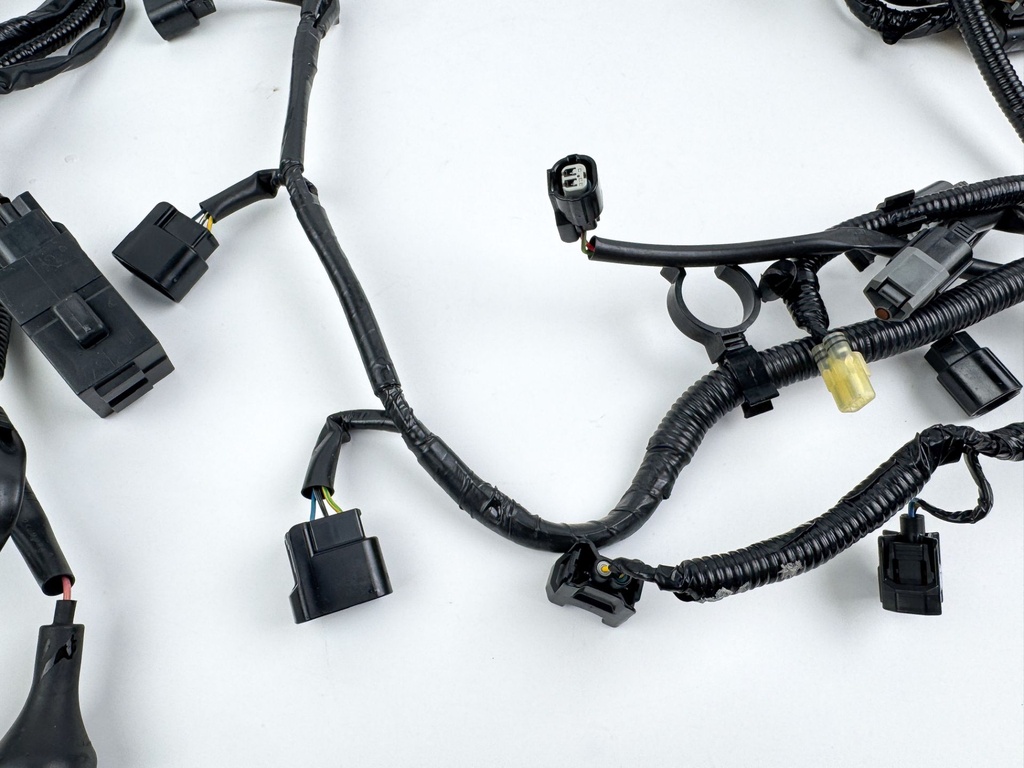 2007 Honda 135 HP 4 Stroke Outboard Engine Wire Harness 32100-ZY5-030 OEM