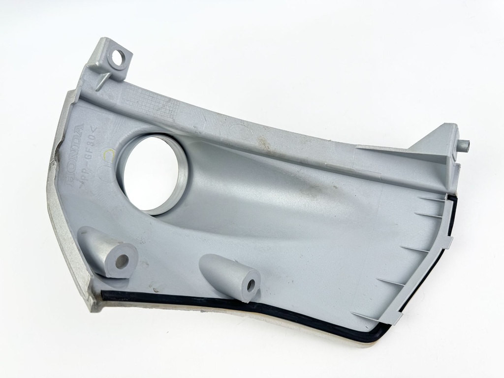 2007 Honda 135 HP 4 Stroke Outboard Cable Cover Plate 40151-ZY6-010ZA OEM