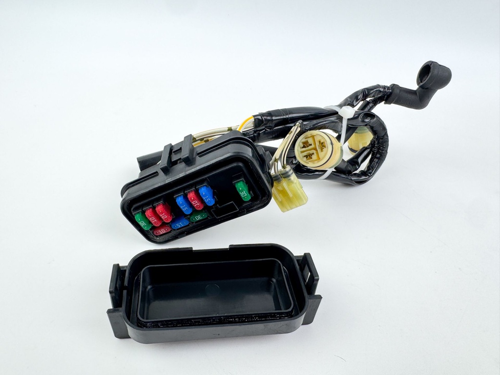 2007 Honda 135 HP 4 Stroke Outboard Fuse Box 38210-ZY6-003 OEM