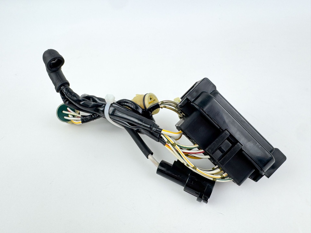 2007 Honda 135 HP 4 Stroke Outboard Fuse Box 38210-ZY6-003 OEM