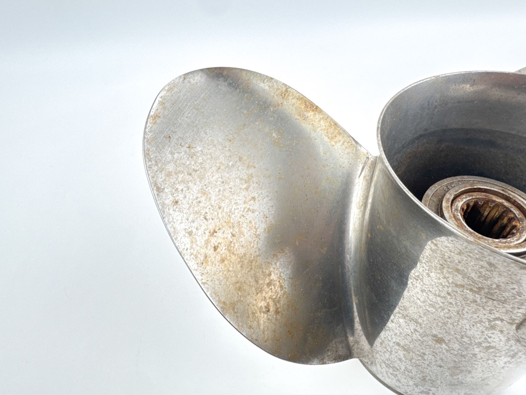 Honda Marine 14 1/4 x 19 P Stainless Steel 3 Blade Prop Propeller 58233-ZY3-B19H