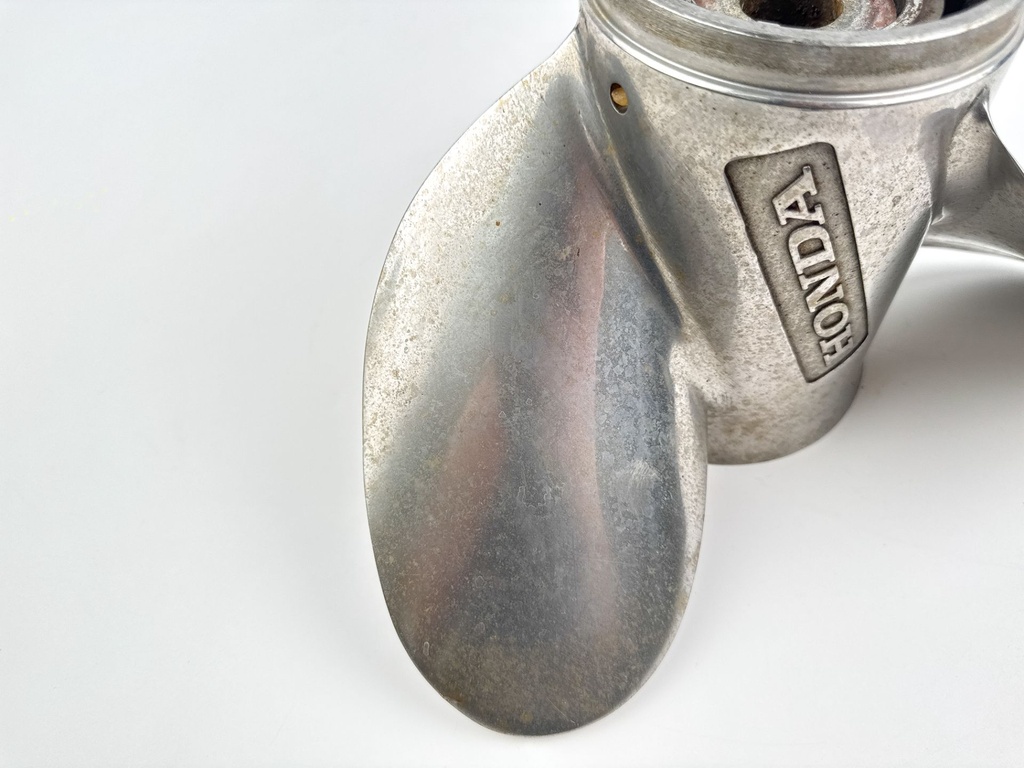 Honda Marine 14 1/4 x 19 P Stainless Steel 3 Blade Prop Propeller 58233-ZY3-B19H