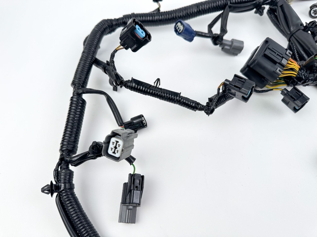 2007 Honda 135HP BF135 4 Stroke Outboard Engine Wire Harness 32100-ZY5-030 OEM