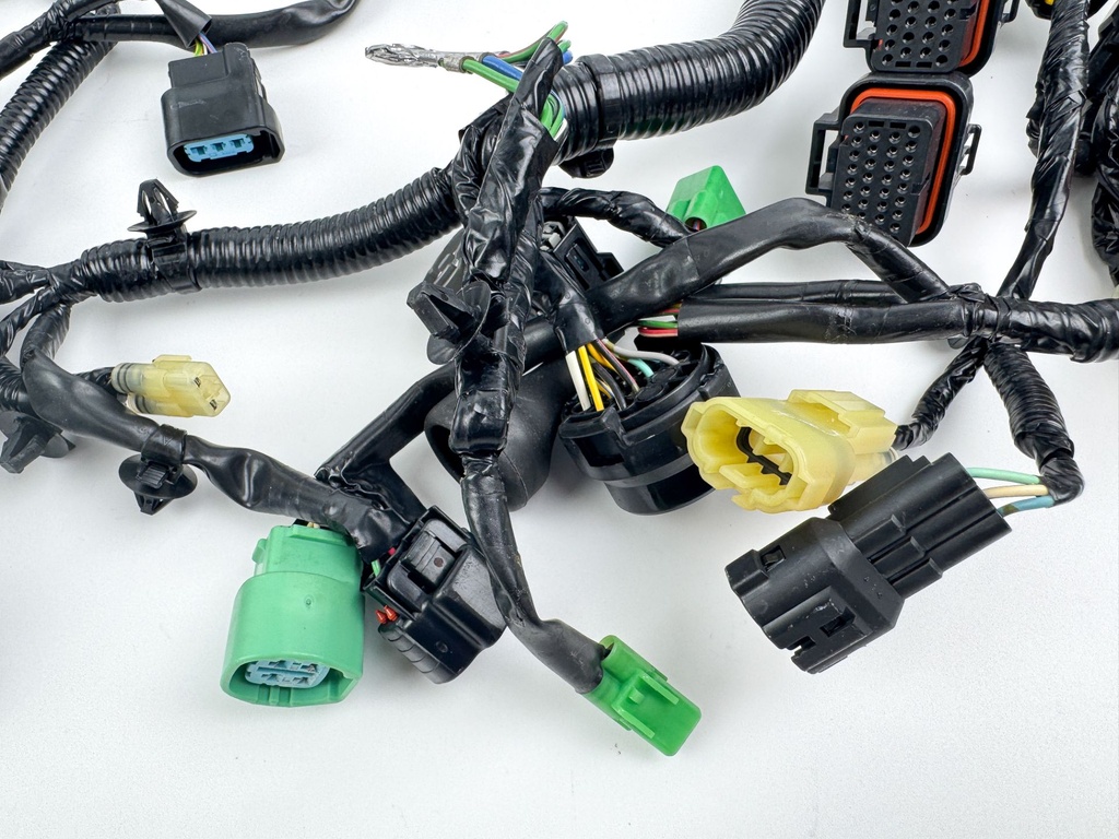 2007 Honda 135HP BF135 4 Stroke Outboard Engine Wire Harness 32100-ZY5-030 OEM