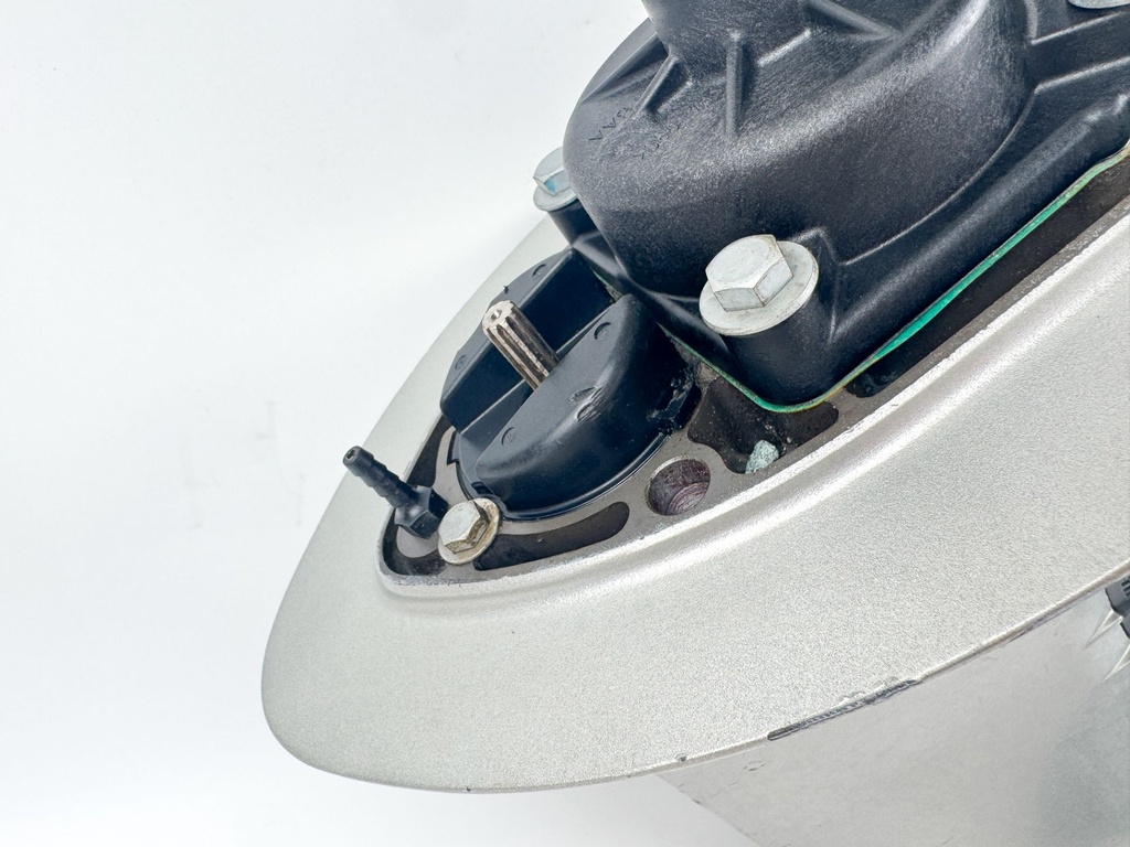 Honda BF 135 150HP 4 Stroke Outboard XL Lower Unit Gear Case - LH Counter