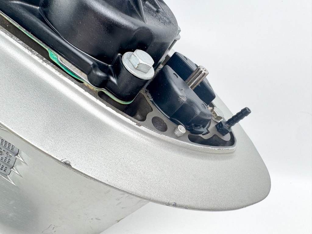 Honda BF 135 150HP 4 Stroke Outboard XL Lower Unit Gear Case - LH Counter