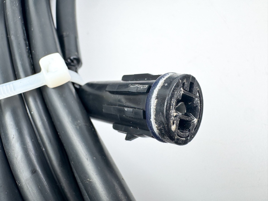 2007 Honda 135 HP 4 Stroke Outboard Battery Cables 32410-ZY6-020 OEM