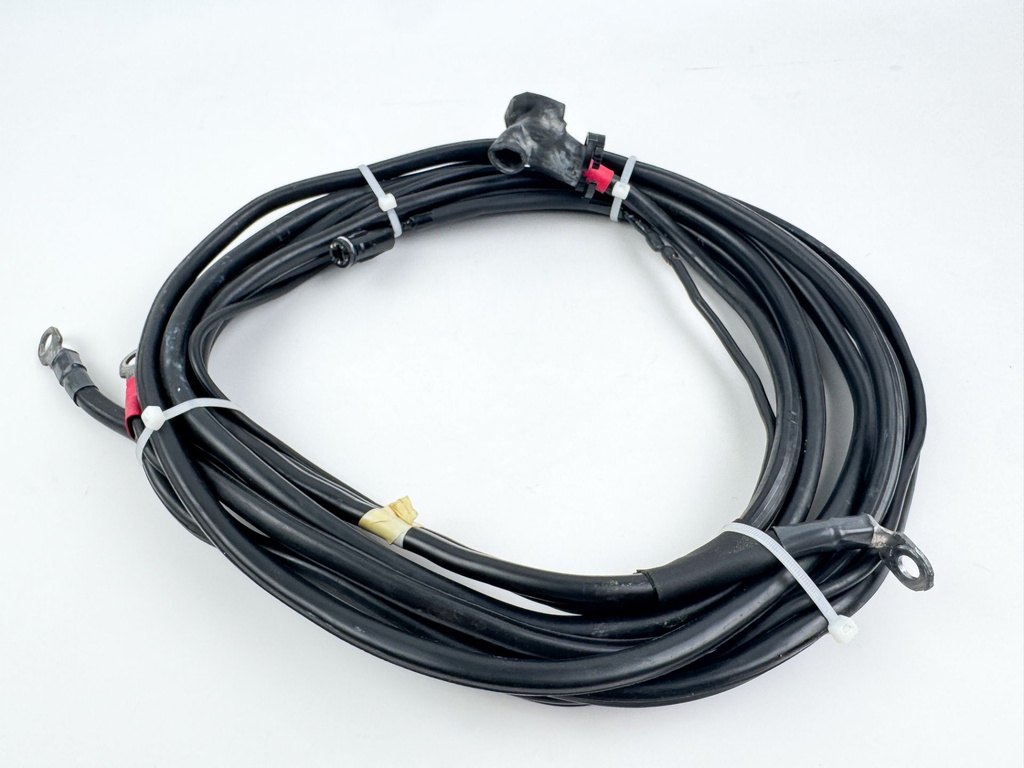 2007 Honda 135 HP 4 Stroke Outboard Battery Cables 32410-ZY6-020 OEM