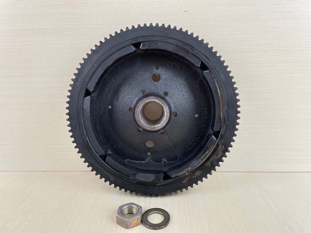 2002 Yamaha 30HP F30 4 Stroke Outboard Rotor Assembly Flywheel 65W-85550-01-00  