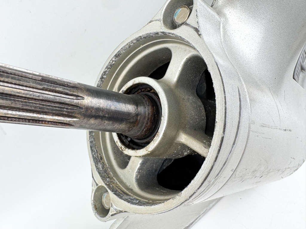 Honda BF 135 150HP 4 Stroke Outboard XL Lower Unit Gear Case - RH Standard