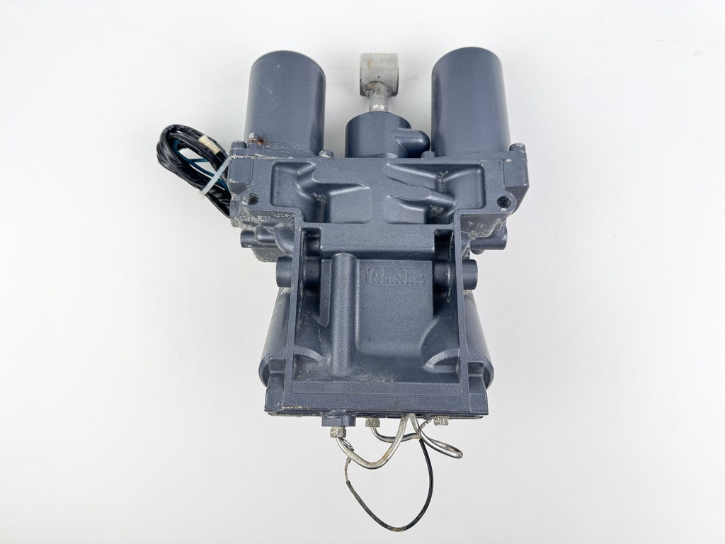 2002-18 Yamaha 200 225 250 300 HP 4 Stroke Outboard Power Trim Tilt Unit