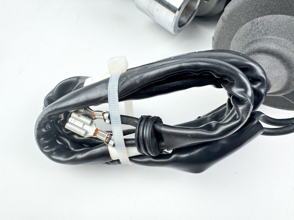 Suzuki 150 175 HP 4 Stroke Outboard Power Trim Tilt Unit 48000-96J15