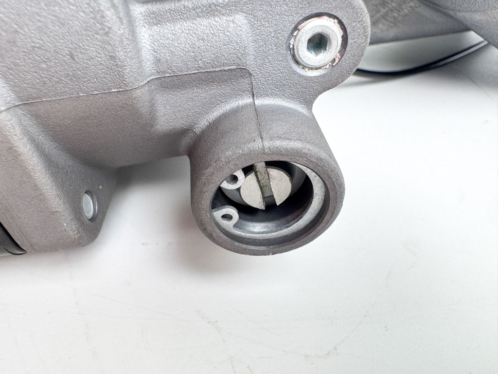 Suzuki 150 175 HP 4 Stroke Outboard Power Trim Tilt Unit 48000-96J15