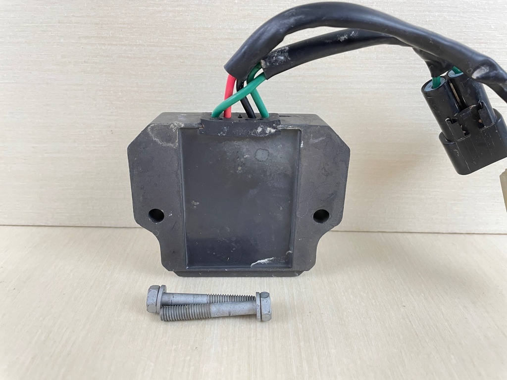 2010 Yamaha 25HP 4 Stroke Outboard Rectifier & Regulator Assembly 6BL-81960-00-00