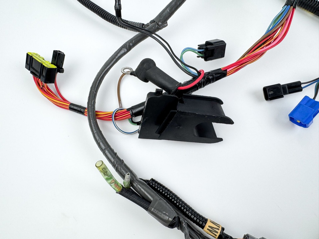 2005 Yamaha 150HP 4 Stroke Outboard Engine Wire Harness 63P-82590-21-00