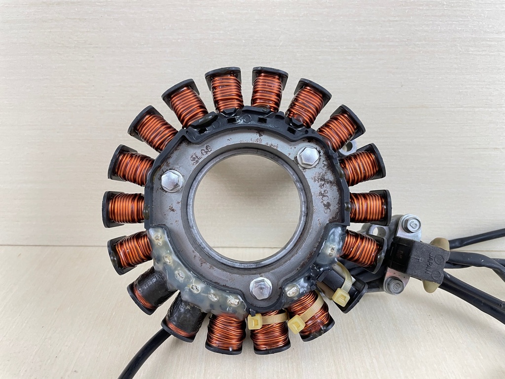 2010 Yamaha 25HP 4 Stroke Stator & Coil Pulser Assembly 6BL-85510-00-00  