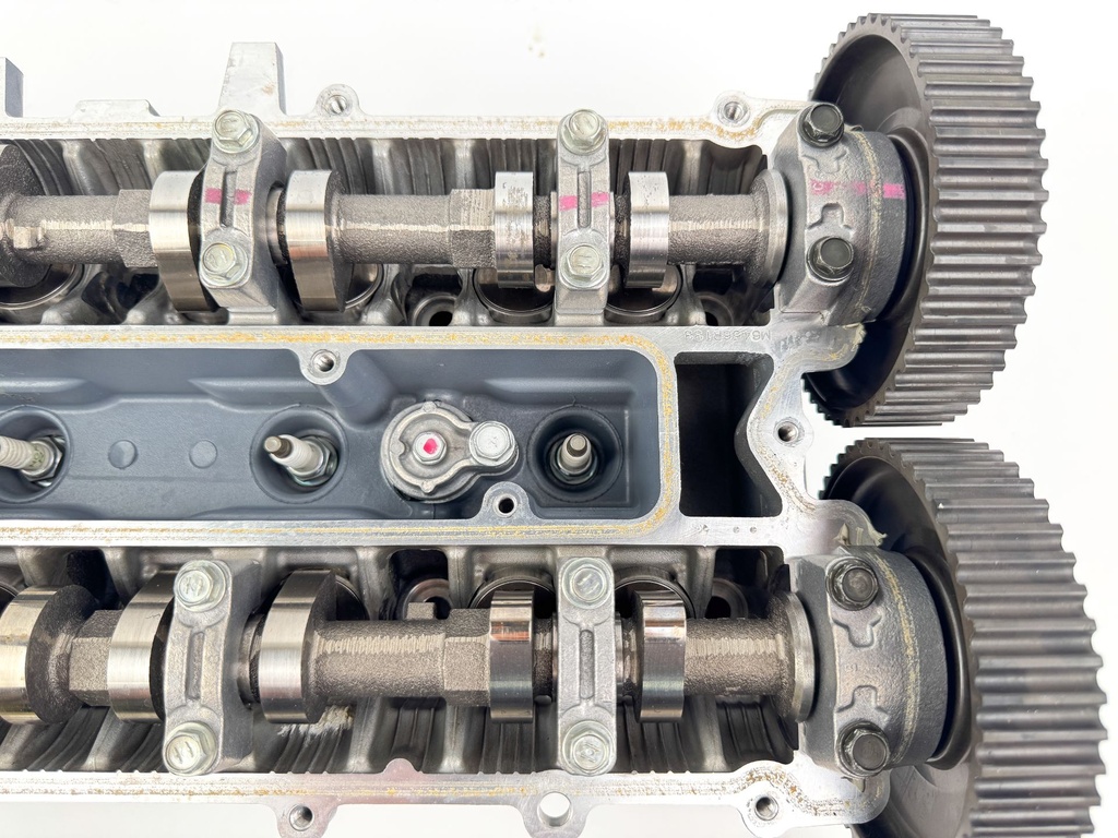 04-07 Yamaha 150HP 4 Stroke Outboard Cylinder Head Complete 63P-W009A-02-9S