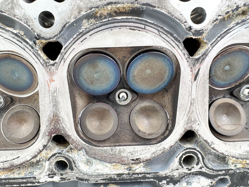 04-07 Yamaha 150HP 4 Stroke Outboard Cylinder Head Complete 63P-W009A-02-9S