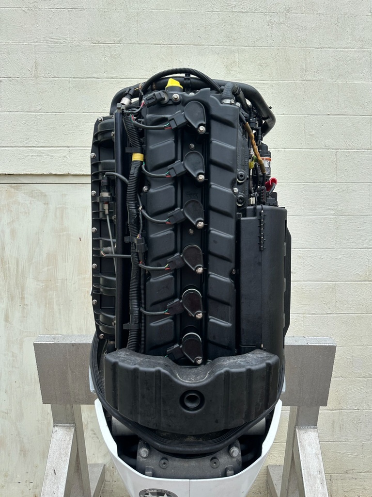 2014 Mercury Verado 300HP XXL 30" Outboard Engine W/ 723 Hours