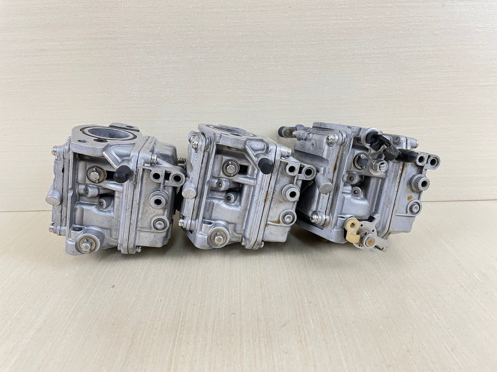 1997 Yamaha 40HP 2 Stroke Outboard Top Bottom Middle Carburetor Set 
