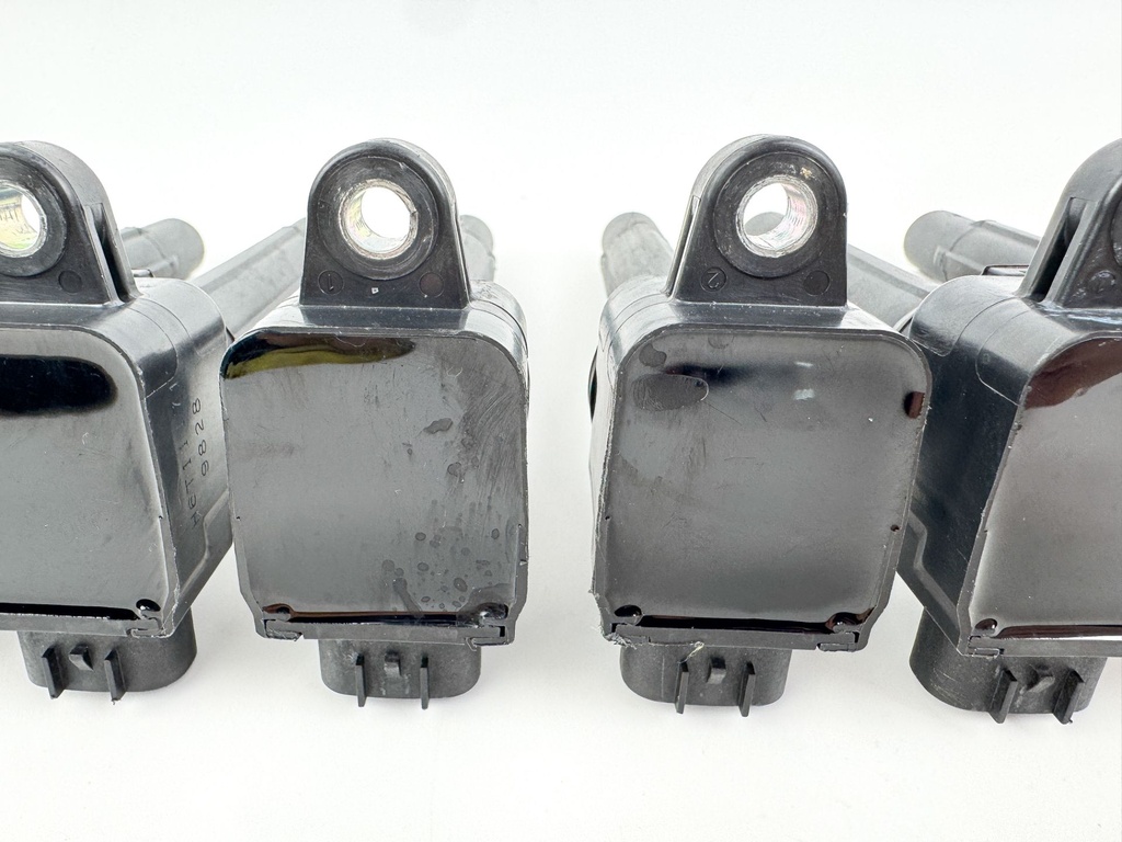 2010 Suzuki 250 HP 4 Stroke Outboard Ignition Coil Set 33410-93J00 OEM