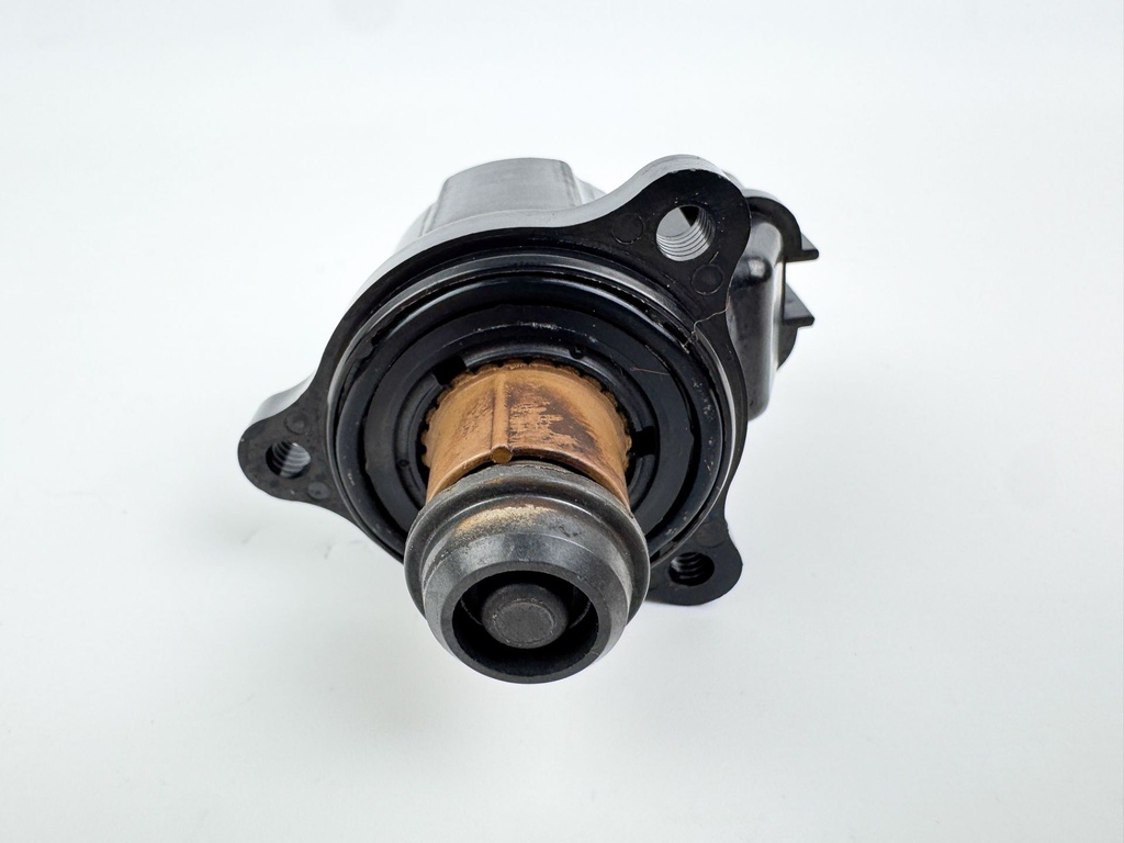 2010 Suzuki 250 HP 4 Stroke Outboard IAC Idle Air Control Valve 18137-52D00 OEM