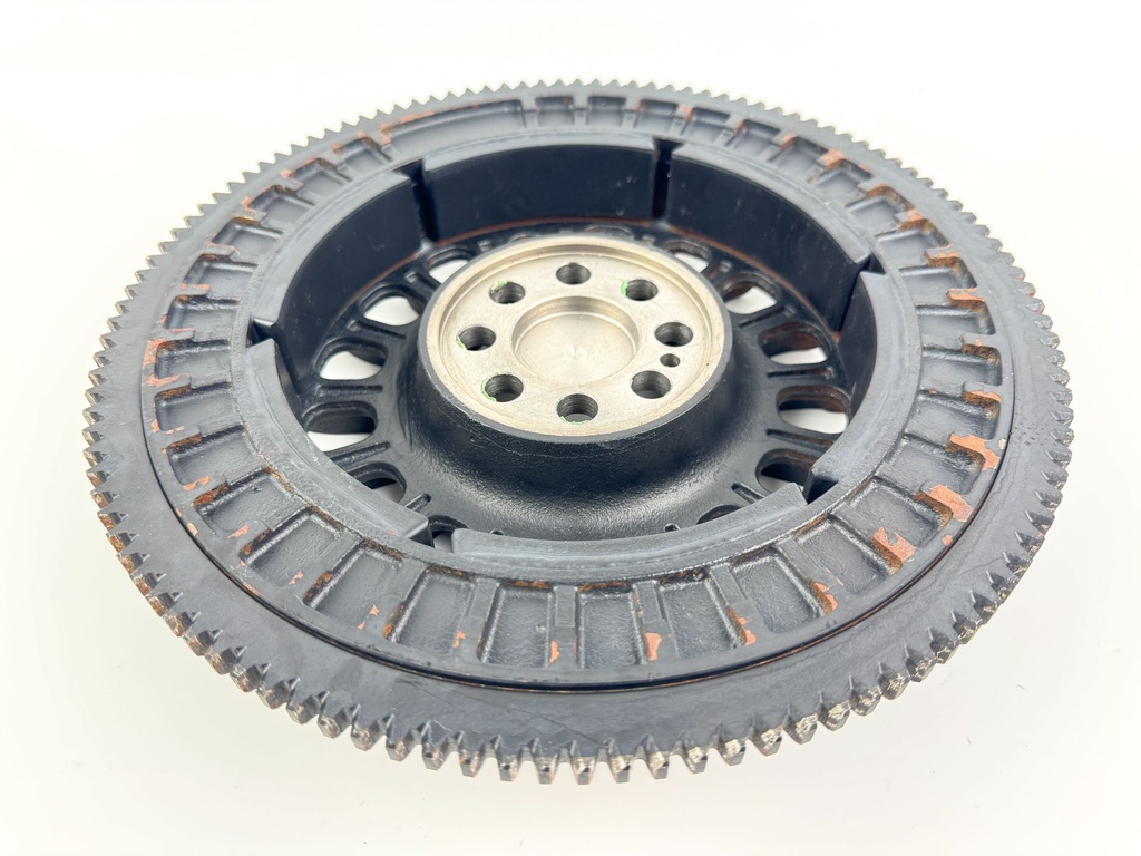 2010 Suzuki 250 HP 4 Stroke Outboard Flywheel 32102-93J20 OEM