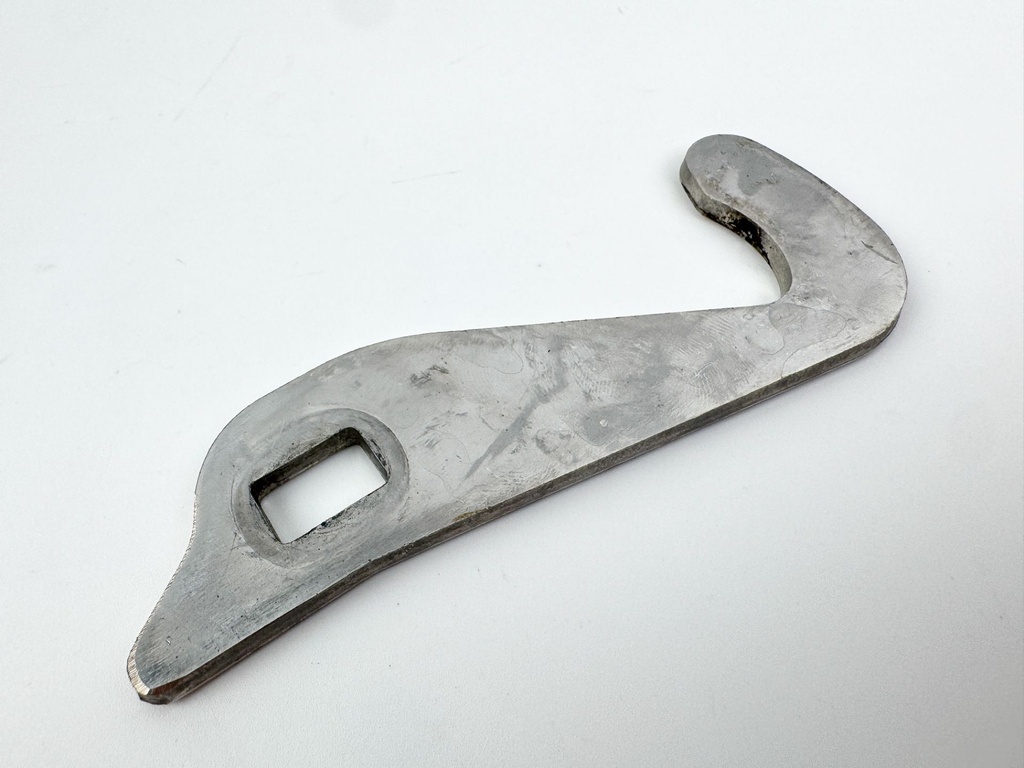 2010 Suzuki 250 HP 4 Stroke Outboard Front Latch Handle 61645-93J00-0EP OEM