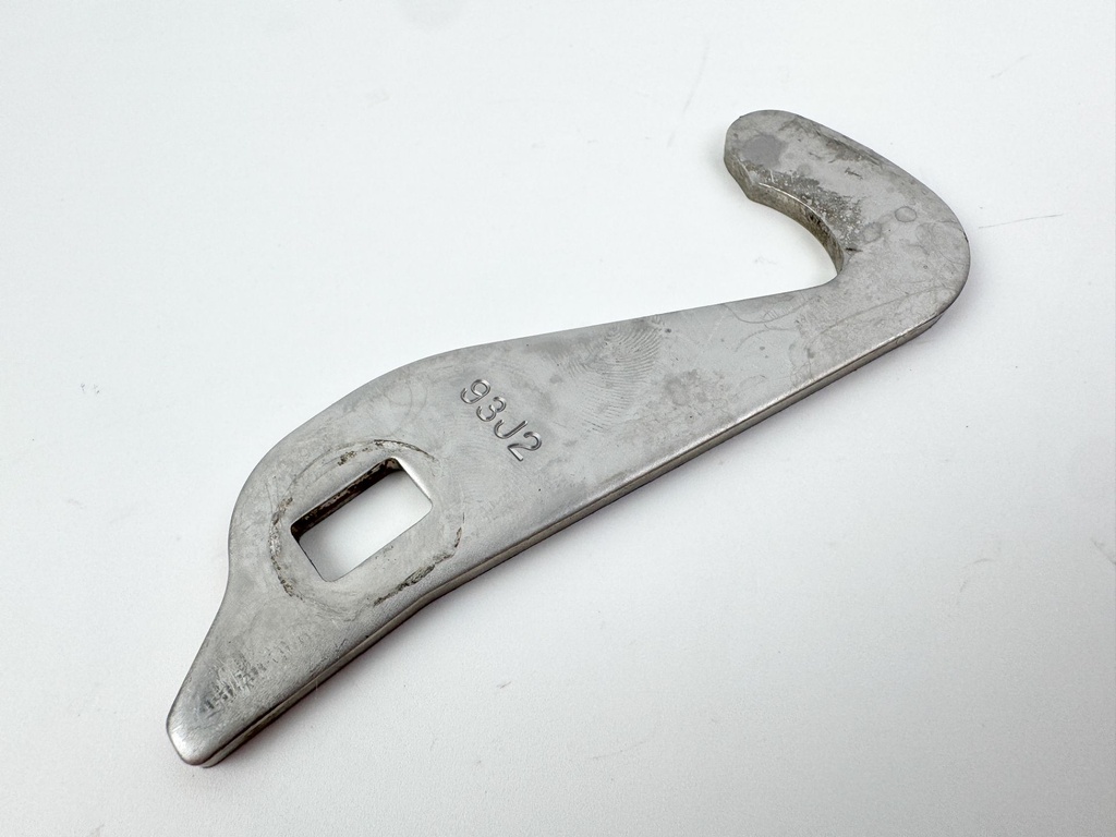 2010 Suzuki 250 HP 4 Stroke Outboard Port Latch Handle 61634-93J00-0EP OEM