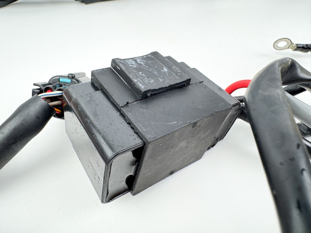 2010 Suzuki 250 HP 4 Stroke Outboard Engine Wire Harness 36610-93JH0 OEM