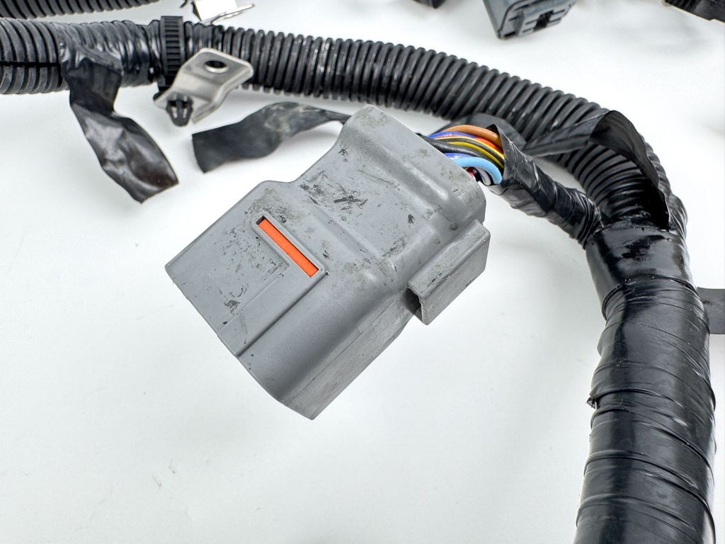 2010 Suzuki 250 HP 4 Stroke Outboard Engine Wire Harness 36610-93JH0 OEM