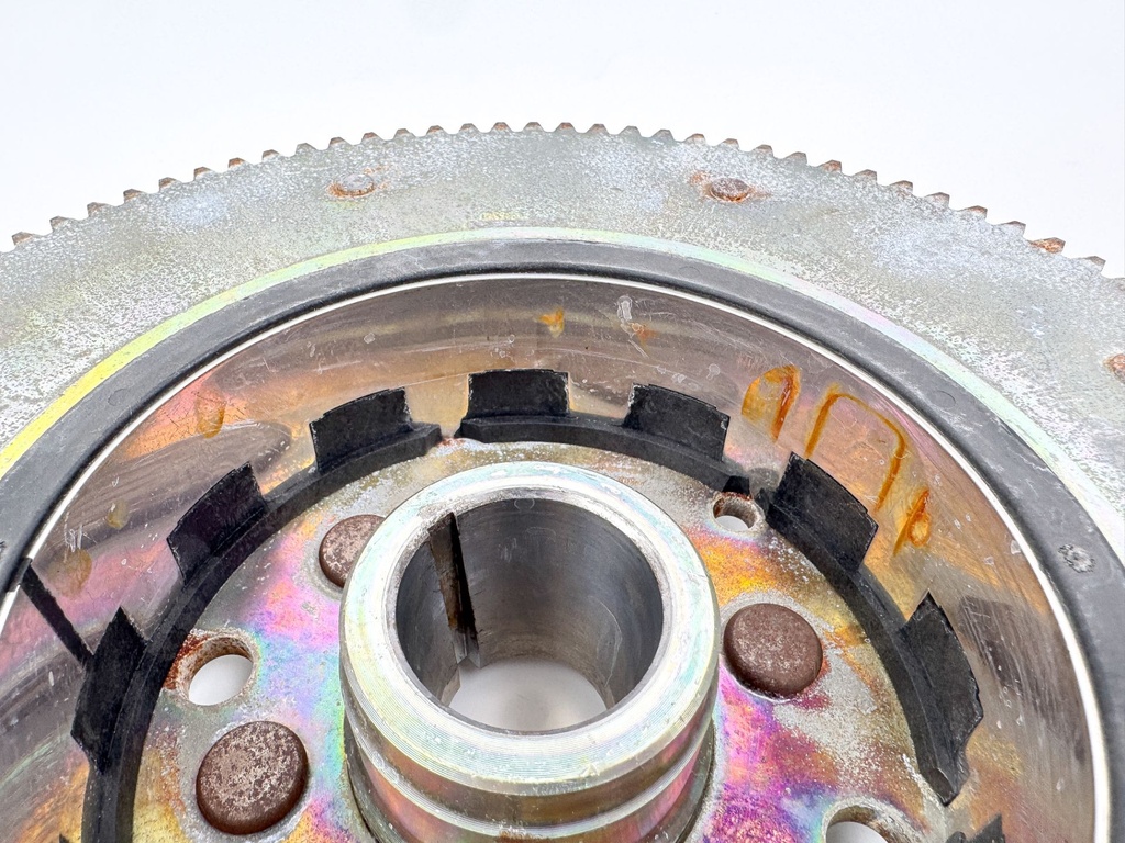 99-04 Yamaha 75 80 90 100 HP 4 Stroke Outboard Flywheel Rotor 67F-85550-00-00