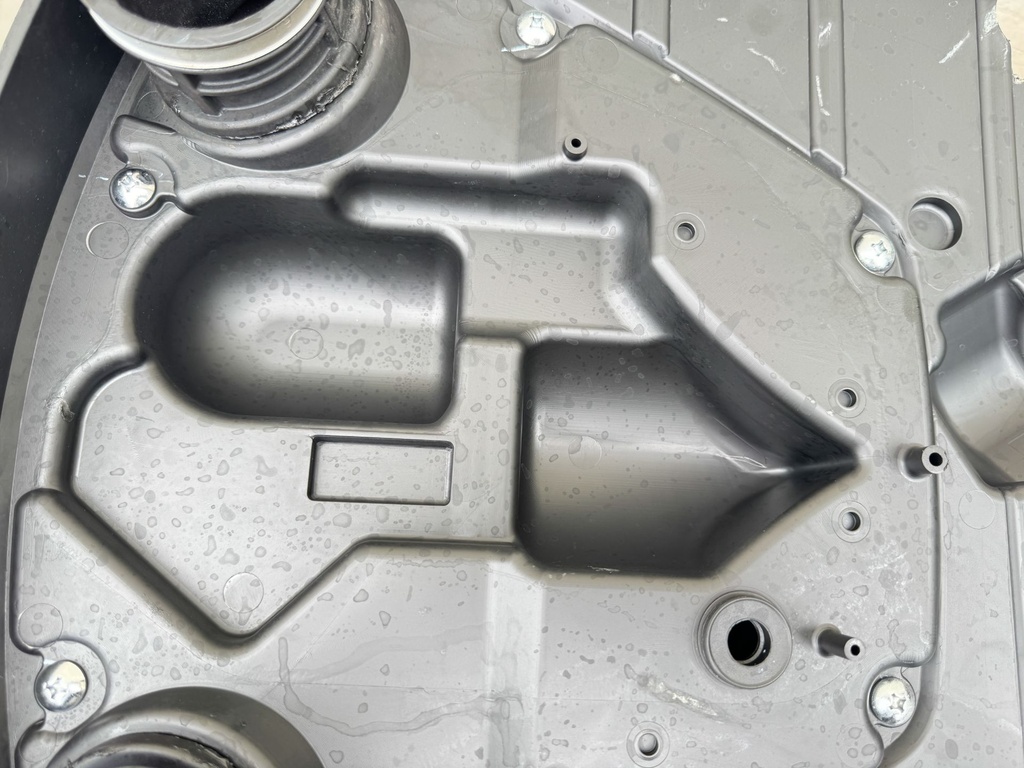 2010 Suzuki 250 HP 4 Stroke Outboard Flywheel Cover 11510-93J04 OEM