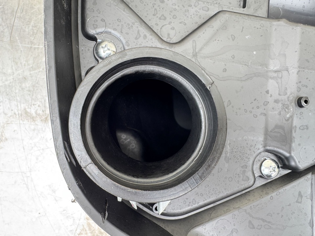 2010 Suzuki 250 HP 4 Stroke Outboard Flywheel Cover 11510-93J04 OEM