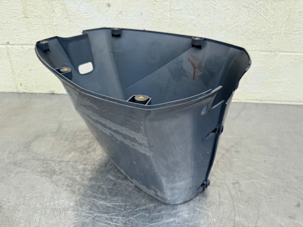 2000 Yamaha 80 HP 4 Stroke Outboard Lower Apron Cover 67F-42741-00-4D OEM