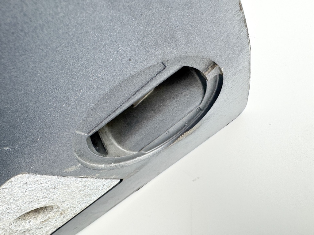 Yamaha V8 350HP F350 30" XXL Lower Unit Assembly RH Standard Rotation