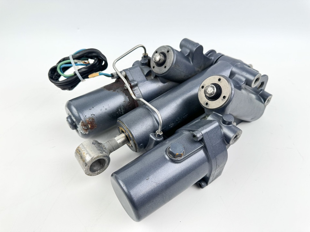 02-18 Yamaha 200 225 250 300 HP 4 Stroke Outboard Power Trim Tilt Unit - Used