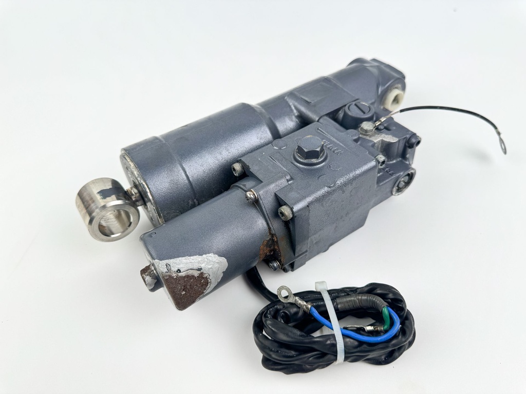 Yamaha 75 80 90 100 HP Outboard Power Trim & Tilt Unit Assembly 67F-43800-01-4D