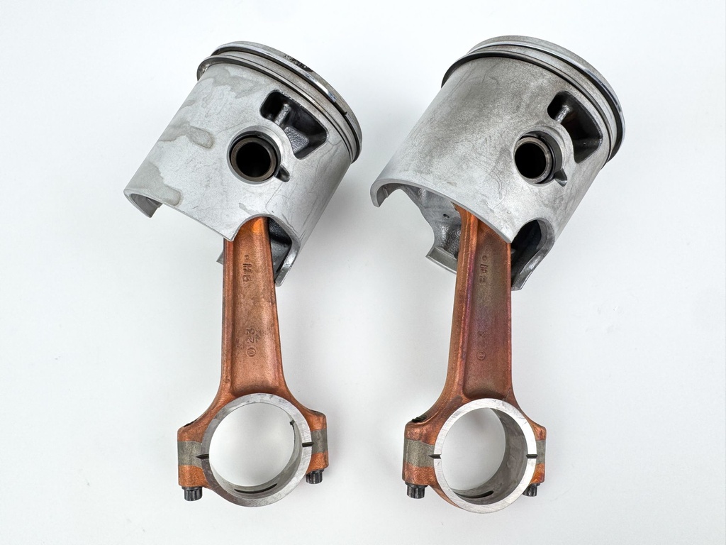 2005 Mercury 50 HP 2 Stroke Outboard Piston & Connecting Rod Set 850026T1 OEM