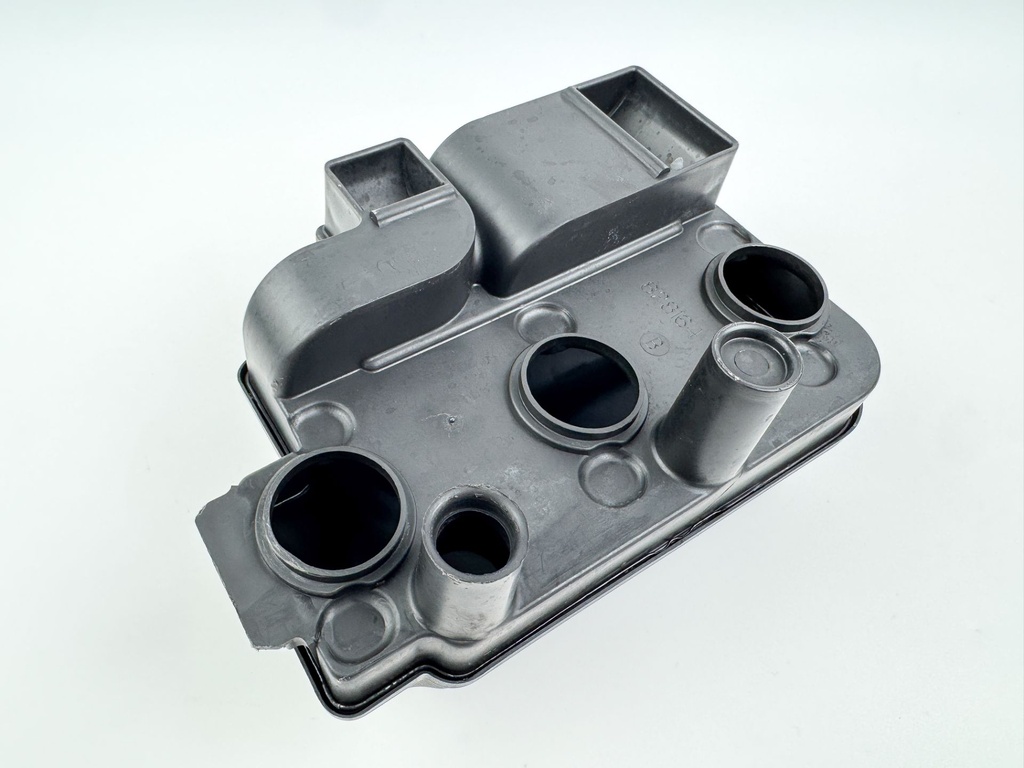 2005 Mercury 50 HP 2 Stroke Outboard Intake Air Silencer Assembly 828164 OEM