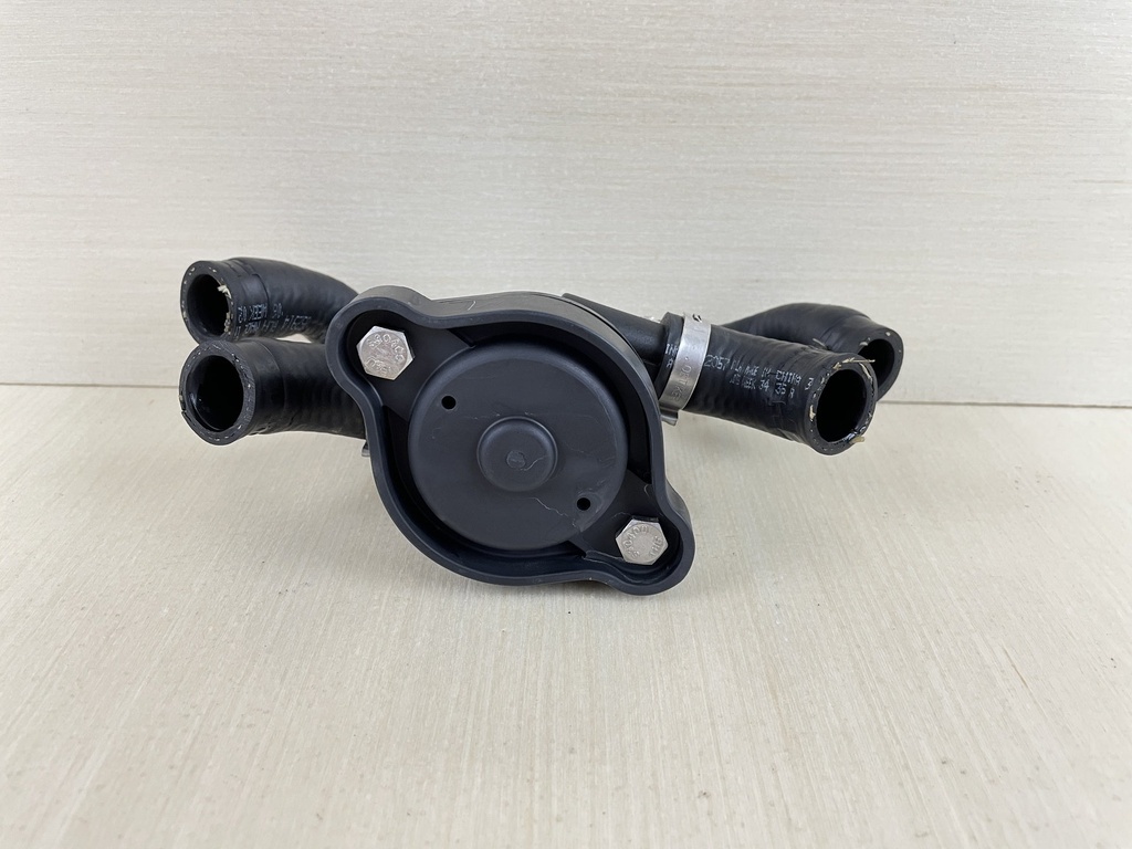 2007 Evinrude Etec 115HP 2 Stroke Outboard Water Pressure Relief Valve 5010090